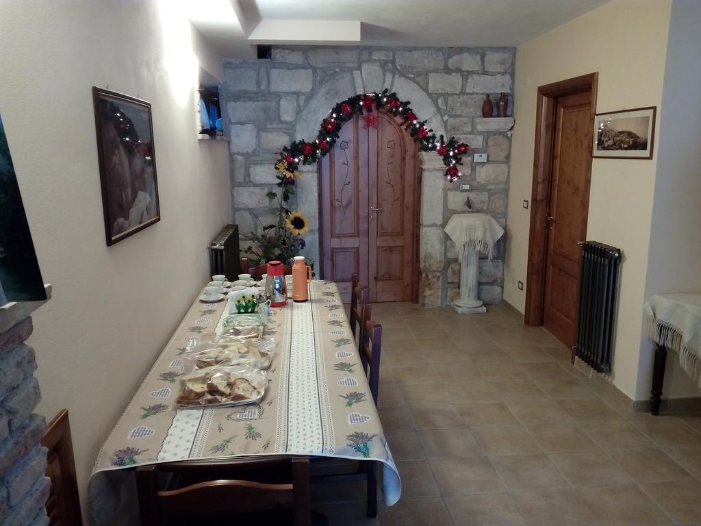 Casa Vacanze Il Castello Pescina 외부 사진